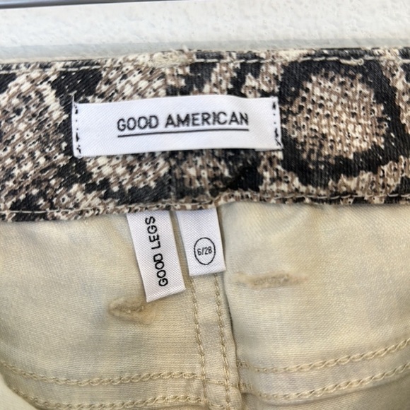 Good American Good Legs Snake Print Jeans - Picture 12 of 12